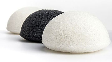 How Do You Use And Maintain A Konjac Cleansing Sponge?